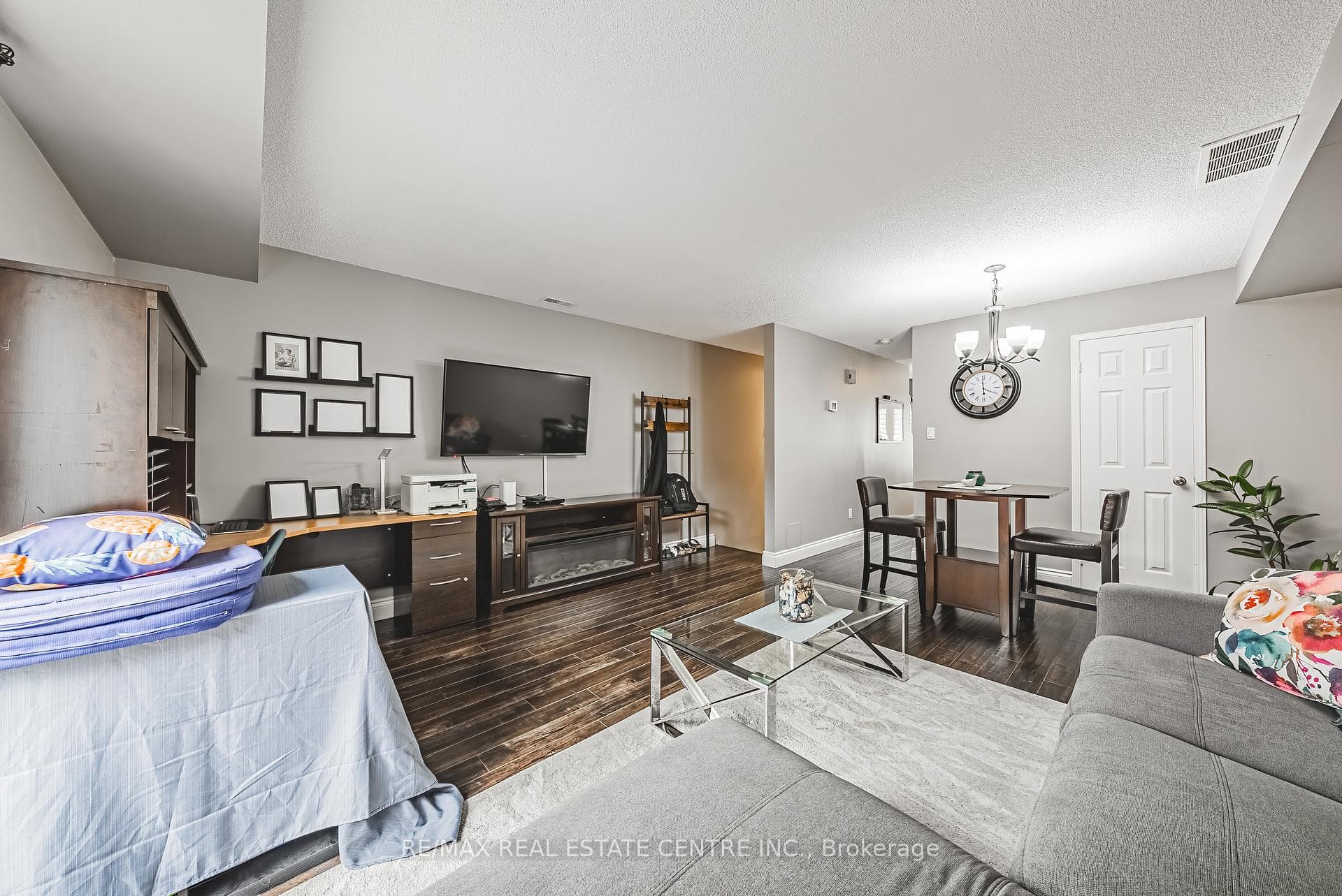 266 LIMERIDGE Road Unit 3 photo 13