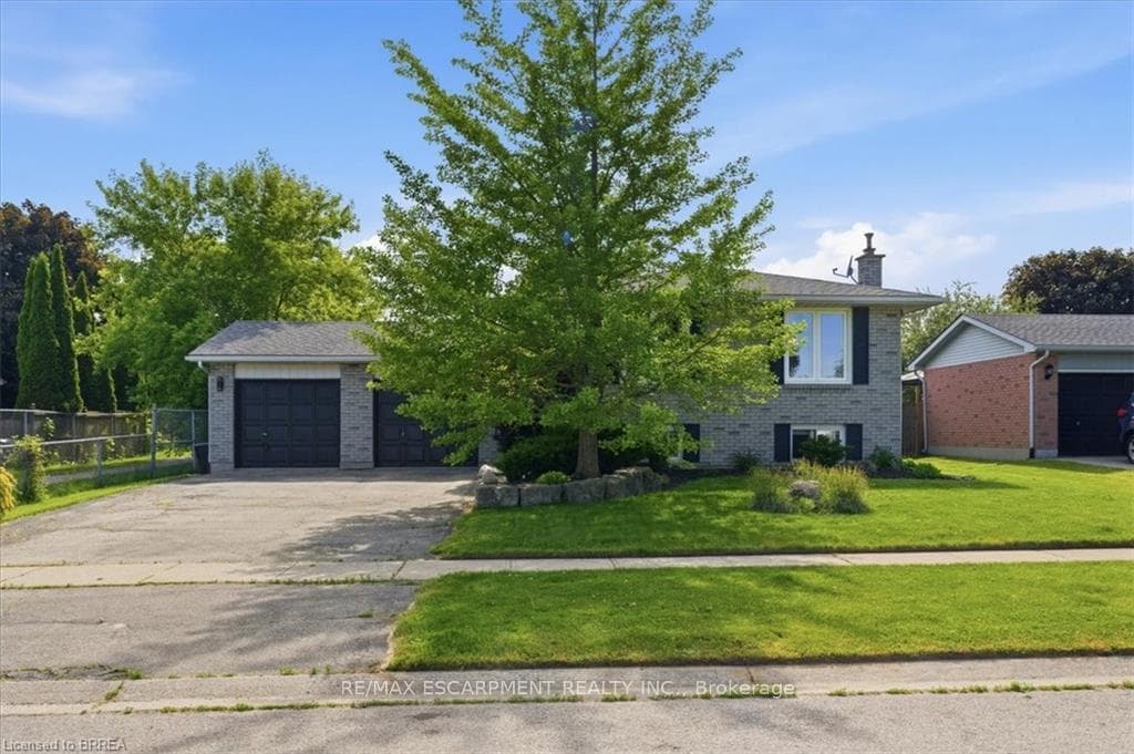 33 Edward Avenue photo 1