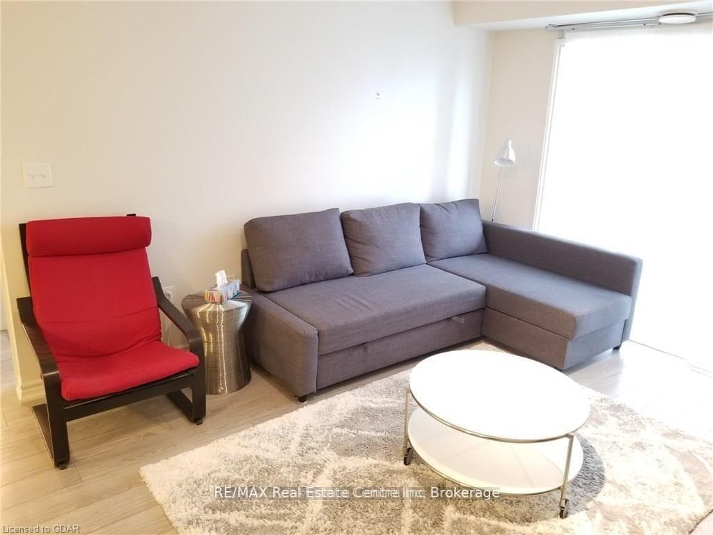 45 Kingsbury Square Unit 311 photo 4