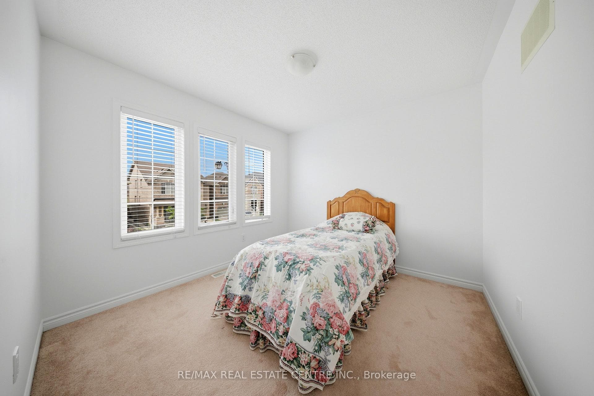 369 Cedar Hedge Road photo 24