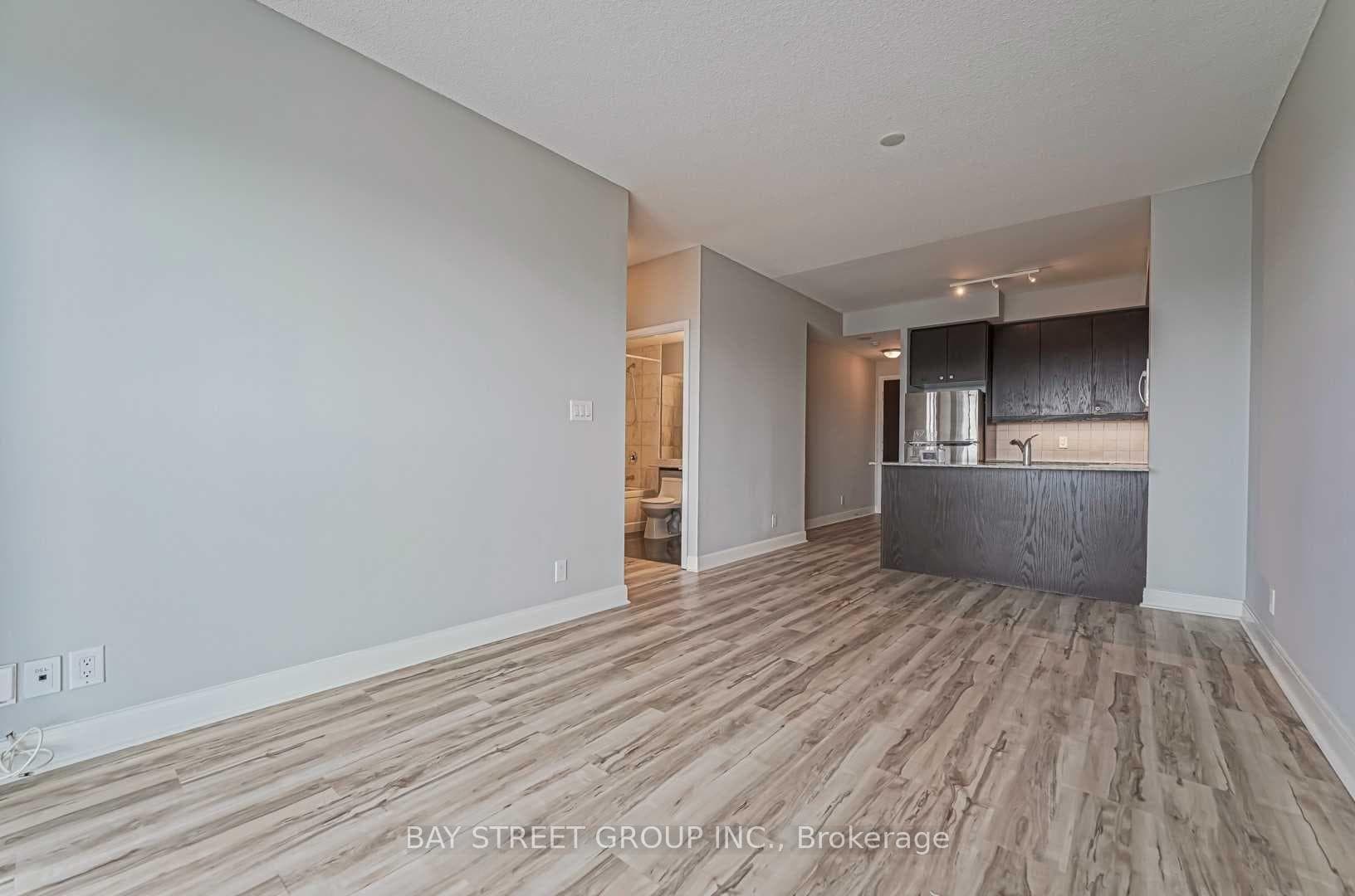 50 Absolute Avenue Unit 3508 photo 9