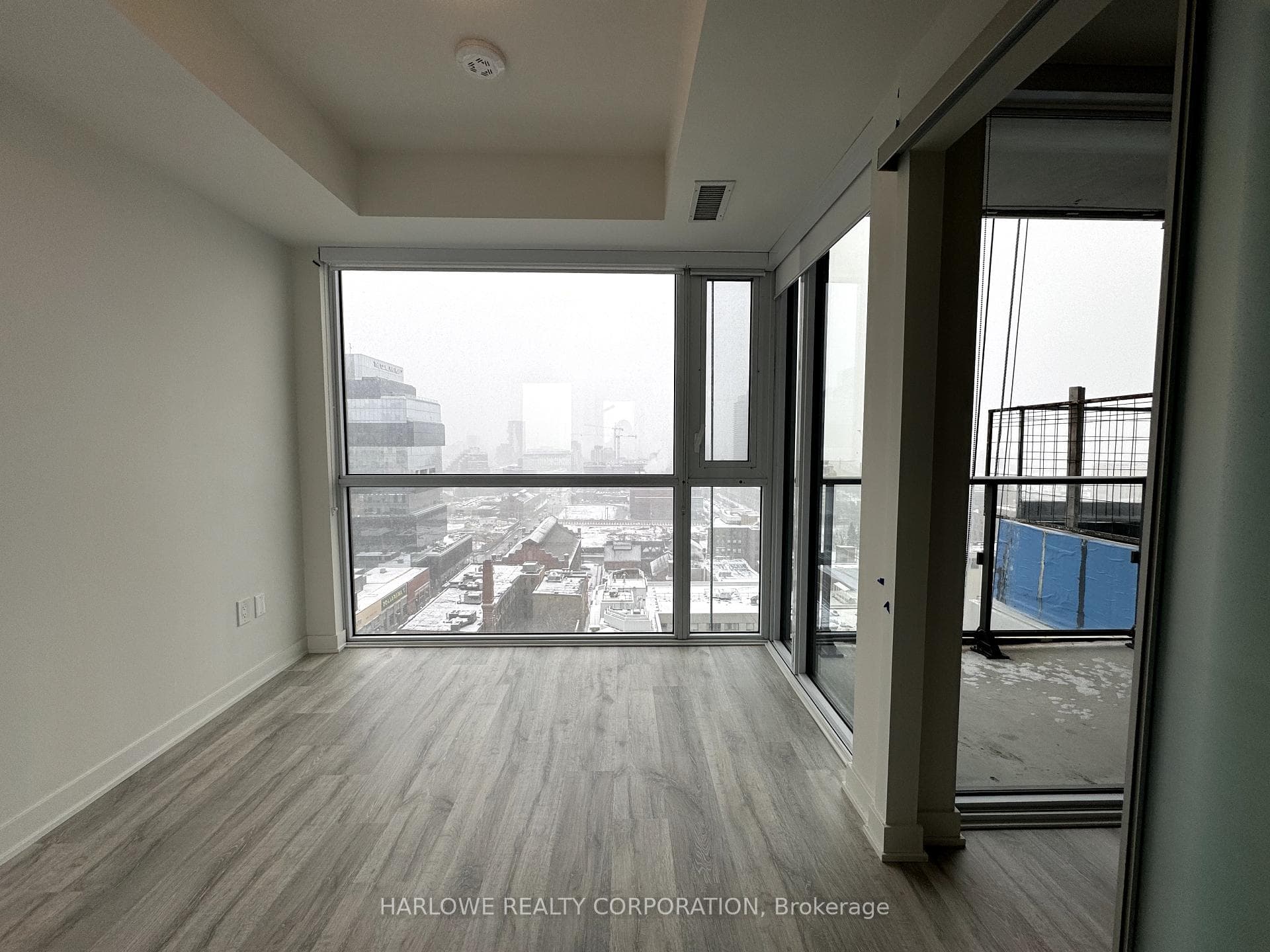 70 Princess Street Unit 1809 E photo 8