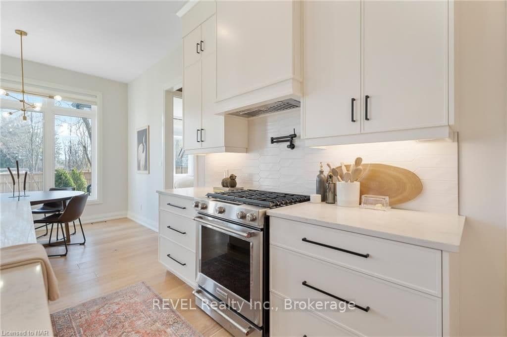 58 BACON Lane photo 17
