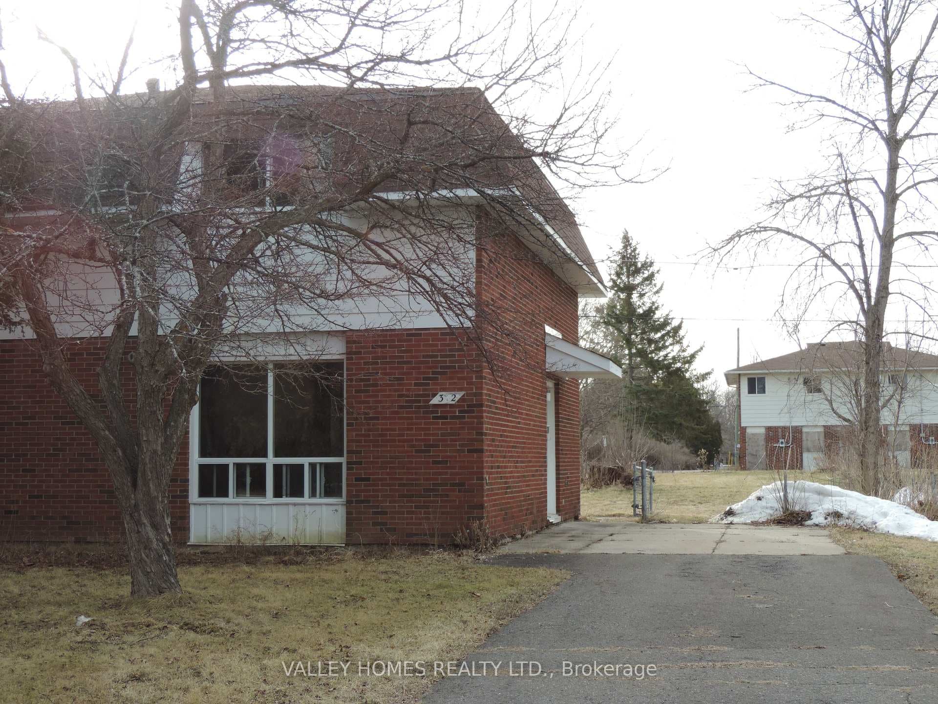 332 PATTIE Drive photo 1