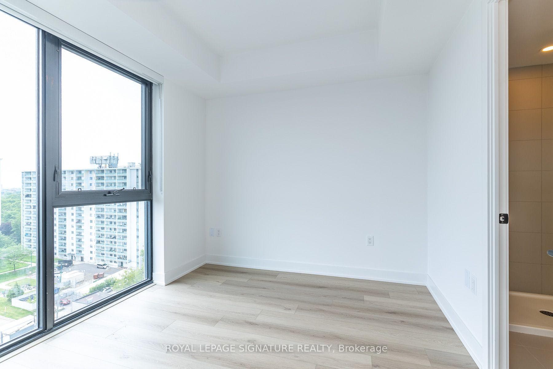 785 Dovercourt Road Unit 1105 photo 16