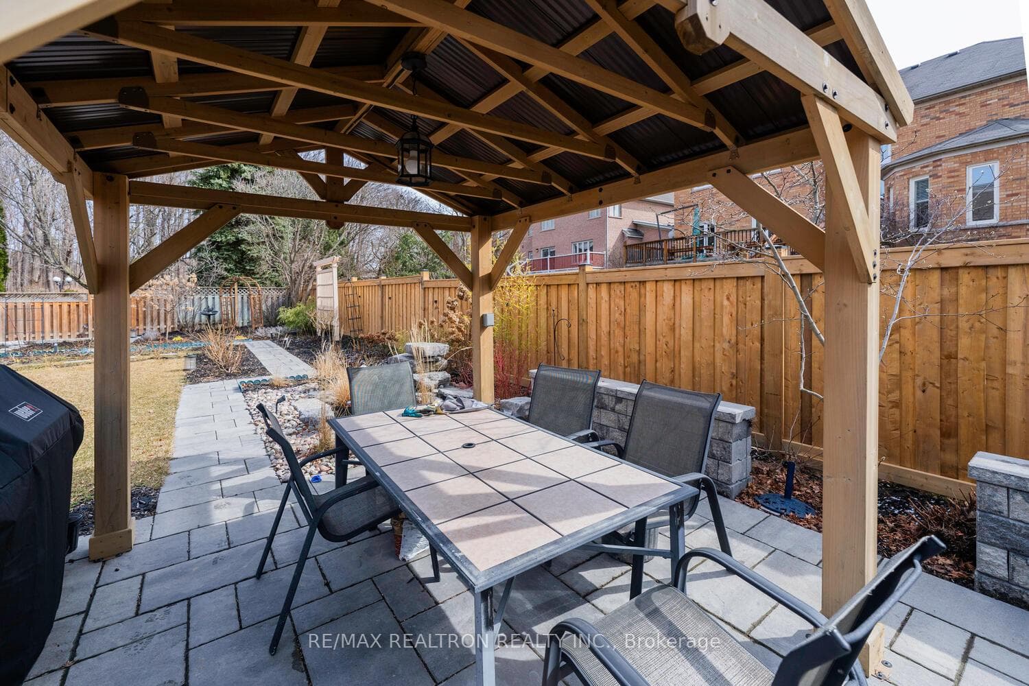 109 Spring Blossom Crescent photo 28