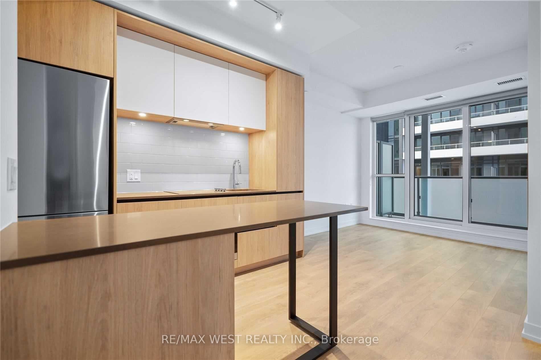 34 Tubman Avenue Unit 1002 photo 7