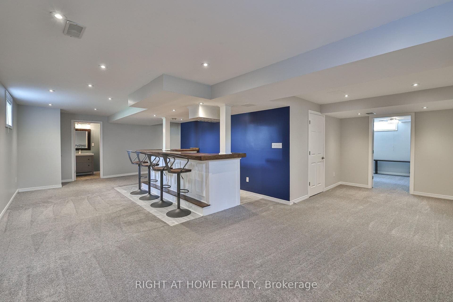 823 Greenly Drive photo 37