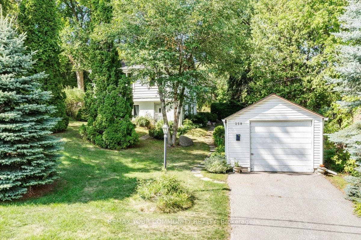 258 Lakeview Boulevard photo 3