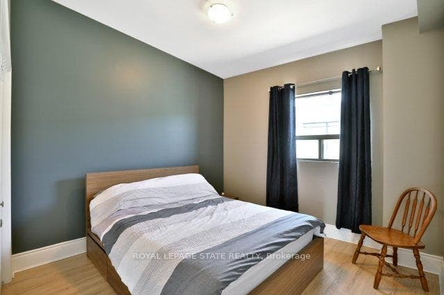 80 King William Street Unit 406 photo 23