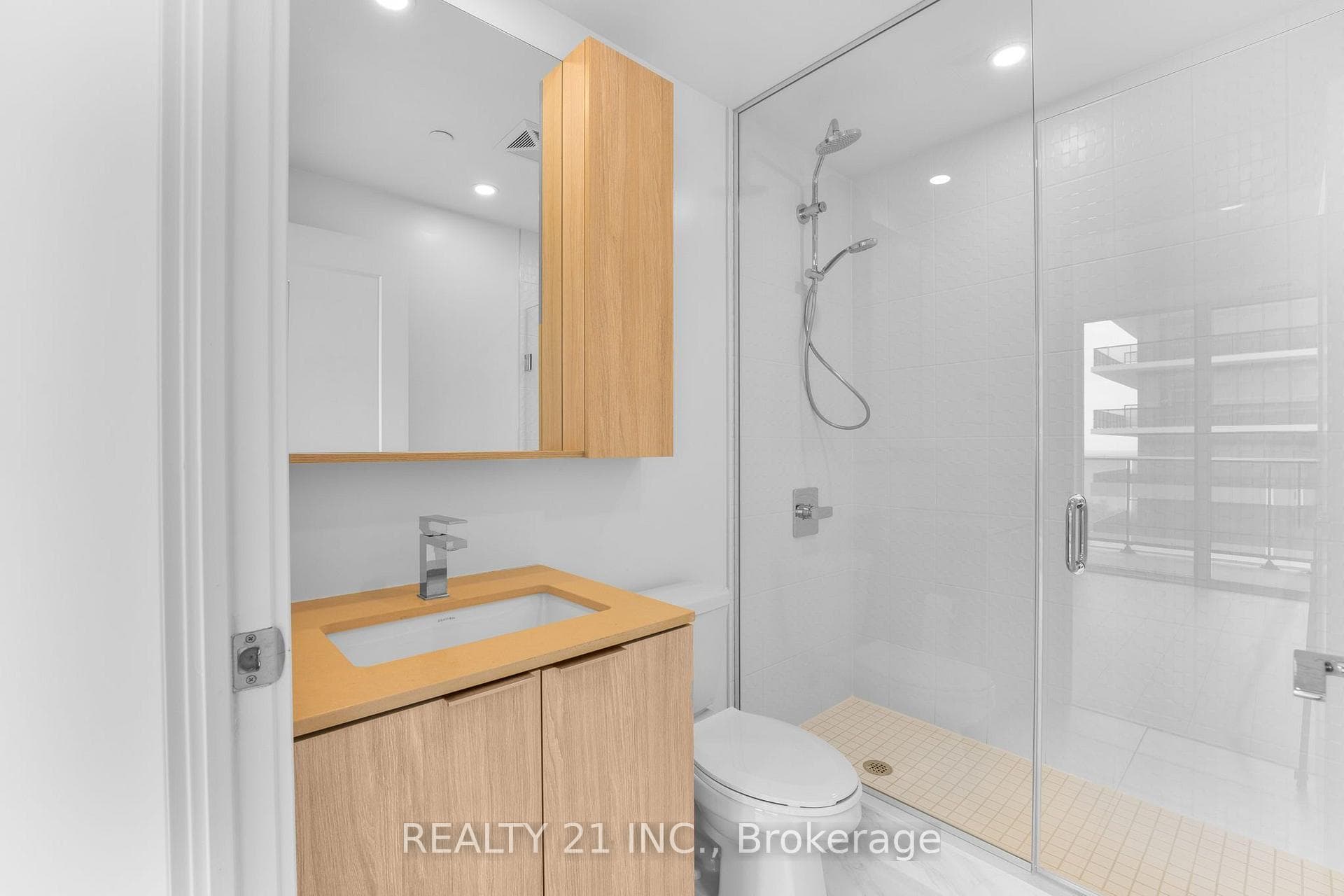 70 Annie Craig Drive Unit 1505 photo 19