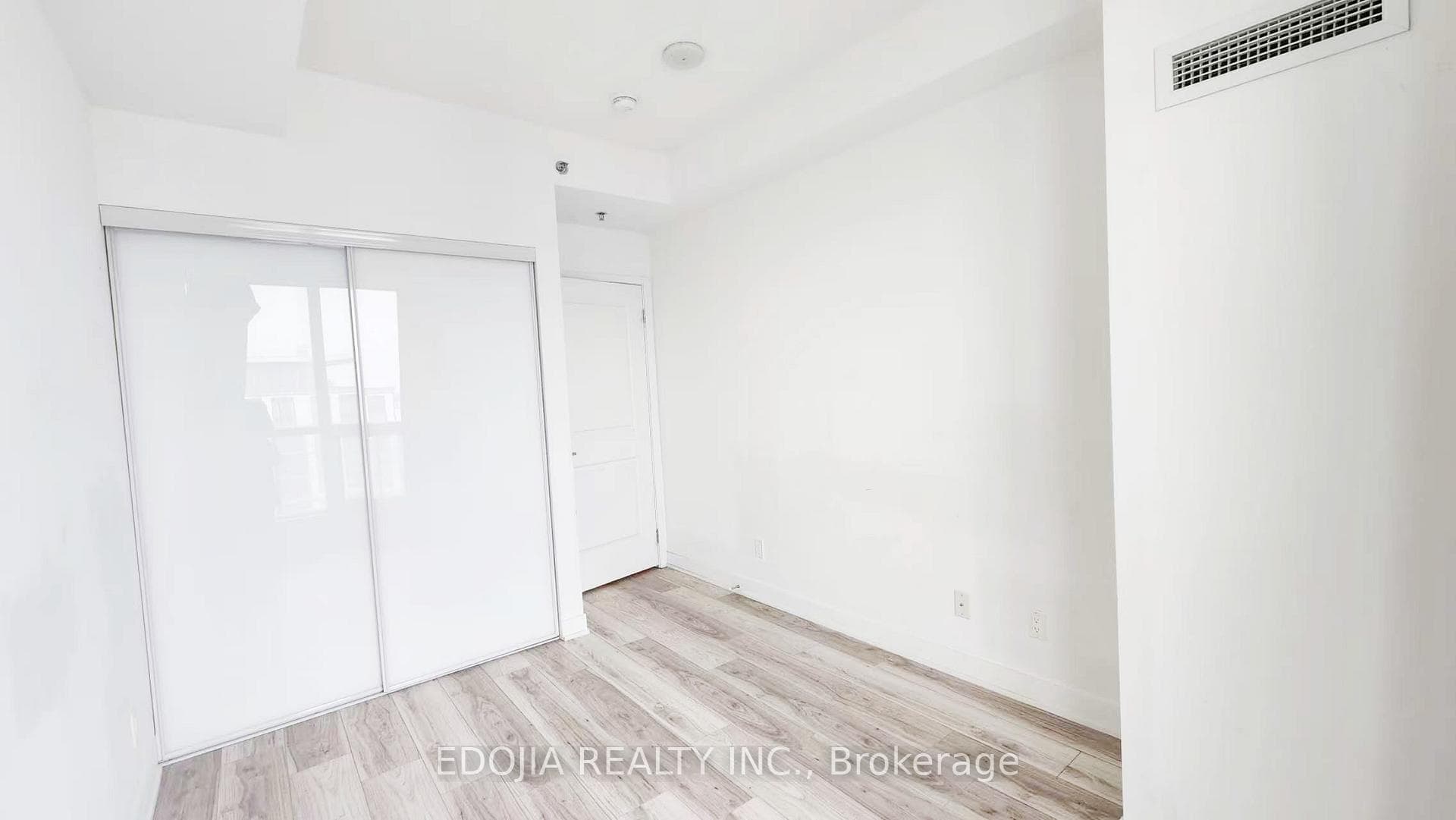 195 Bonis Avenue Unit 2113 photo 7