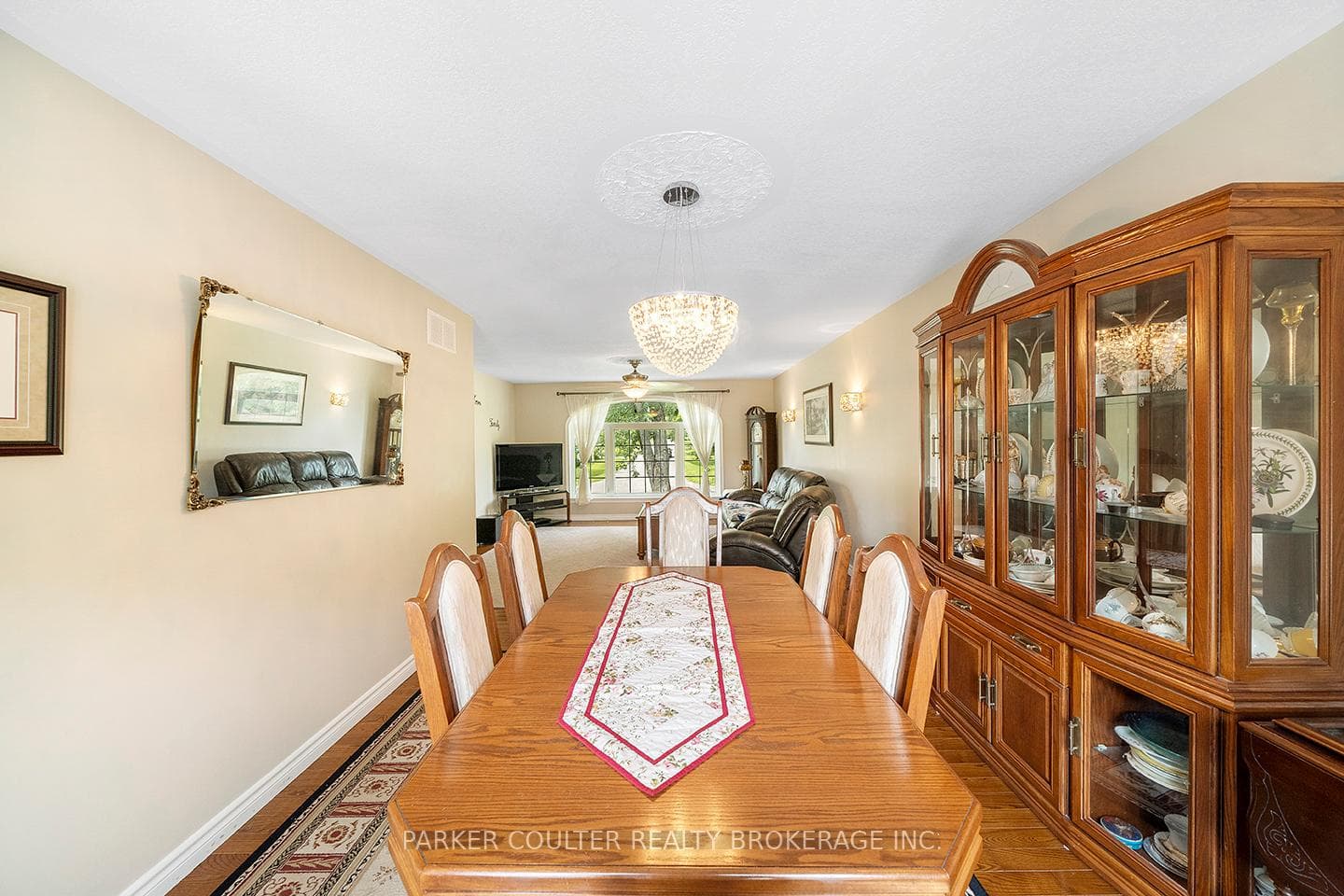 2281 Sandy Trail photo 9