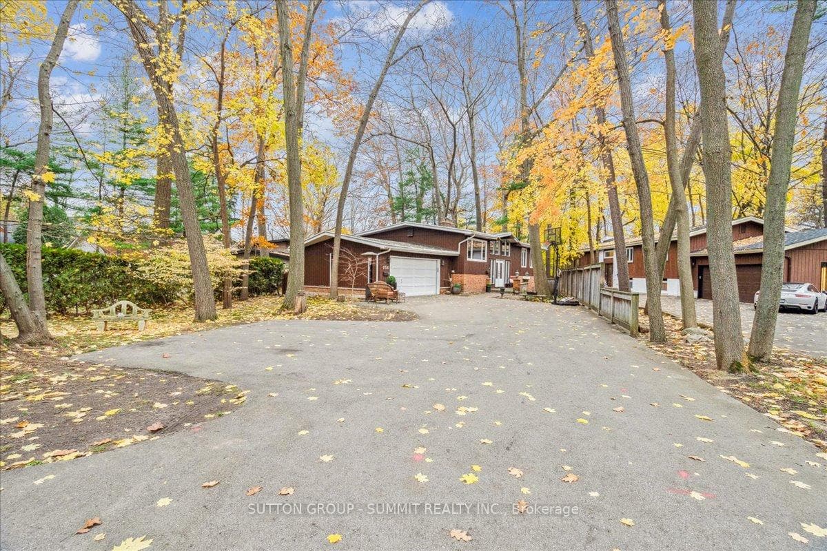 756 King Road photo 2