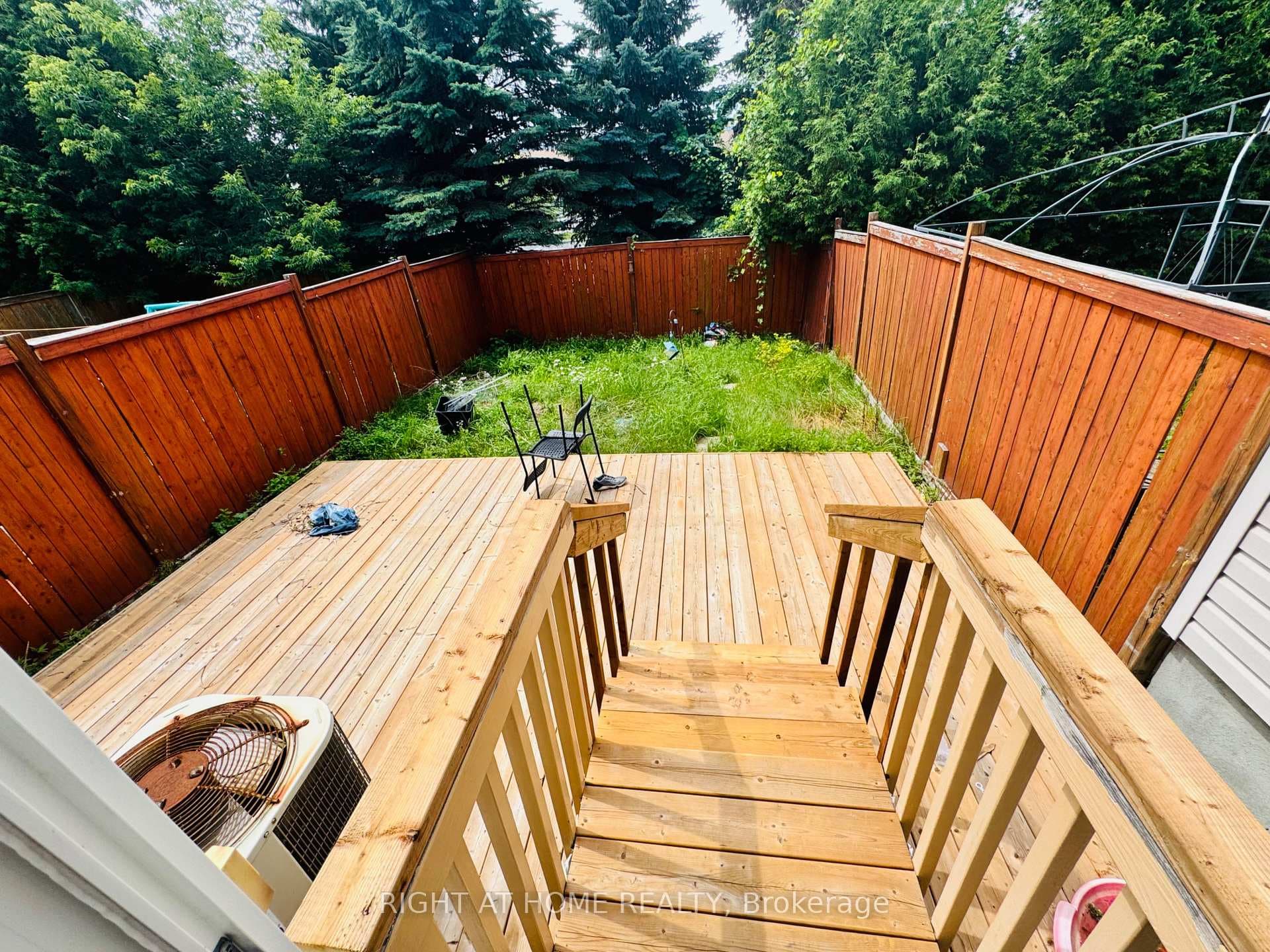1069 Marconi Avenue photo 24
