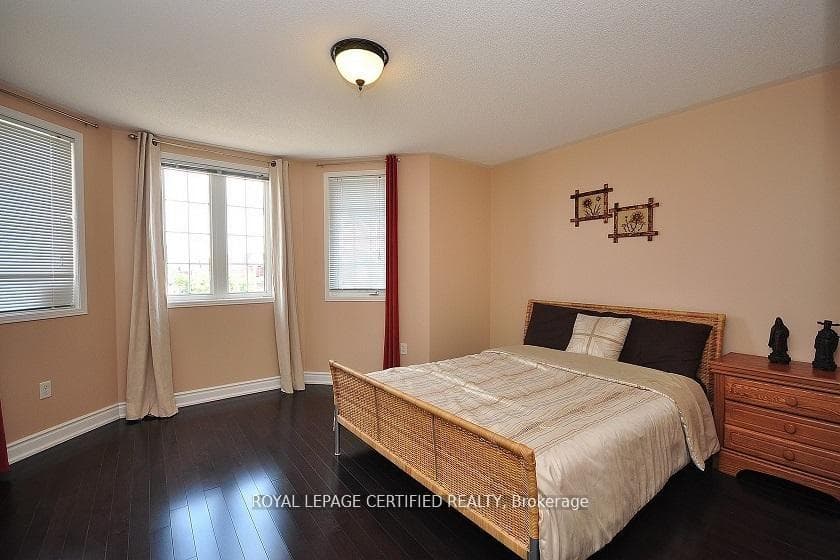 426 Orange Walk Crescent photo 19