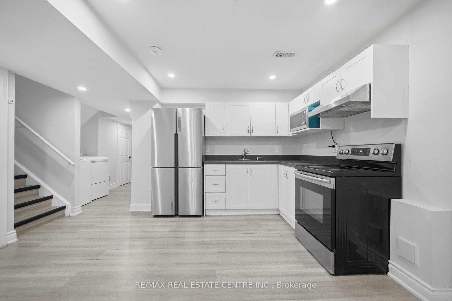 570 Windfields Farm Drive photo 37