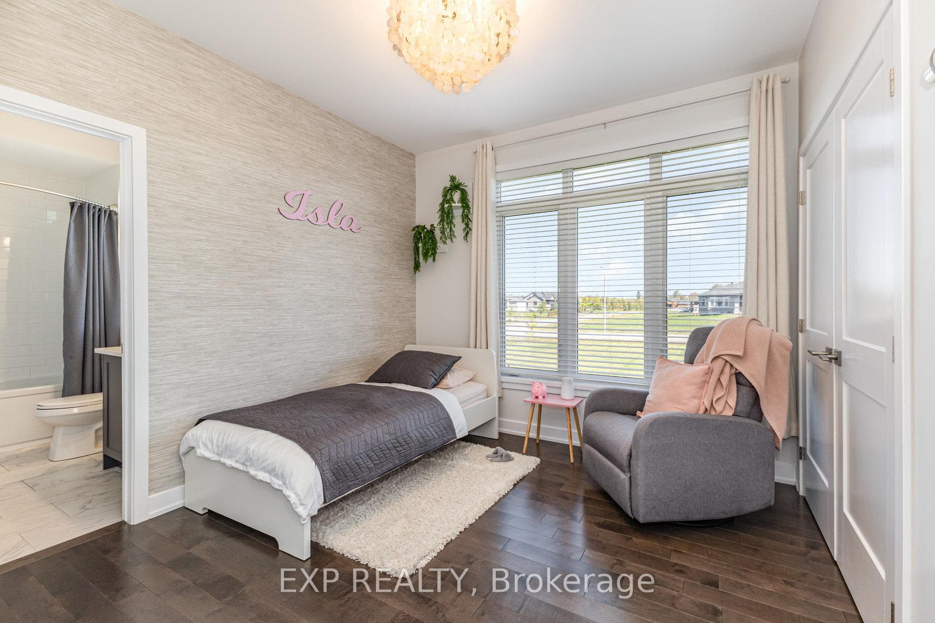 145 Harold Jones Way photo 26