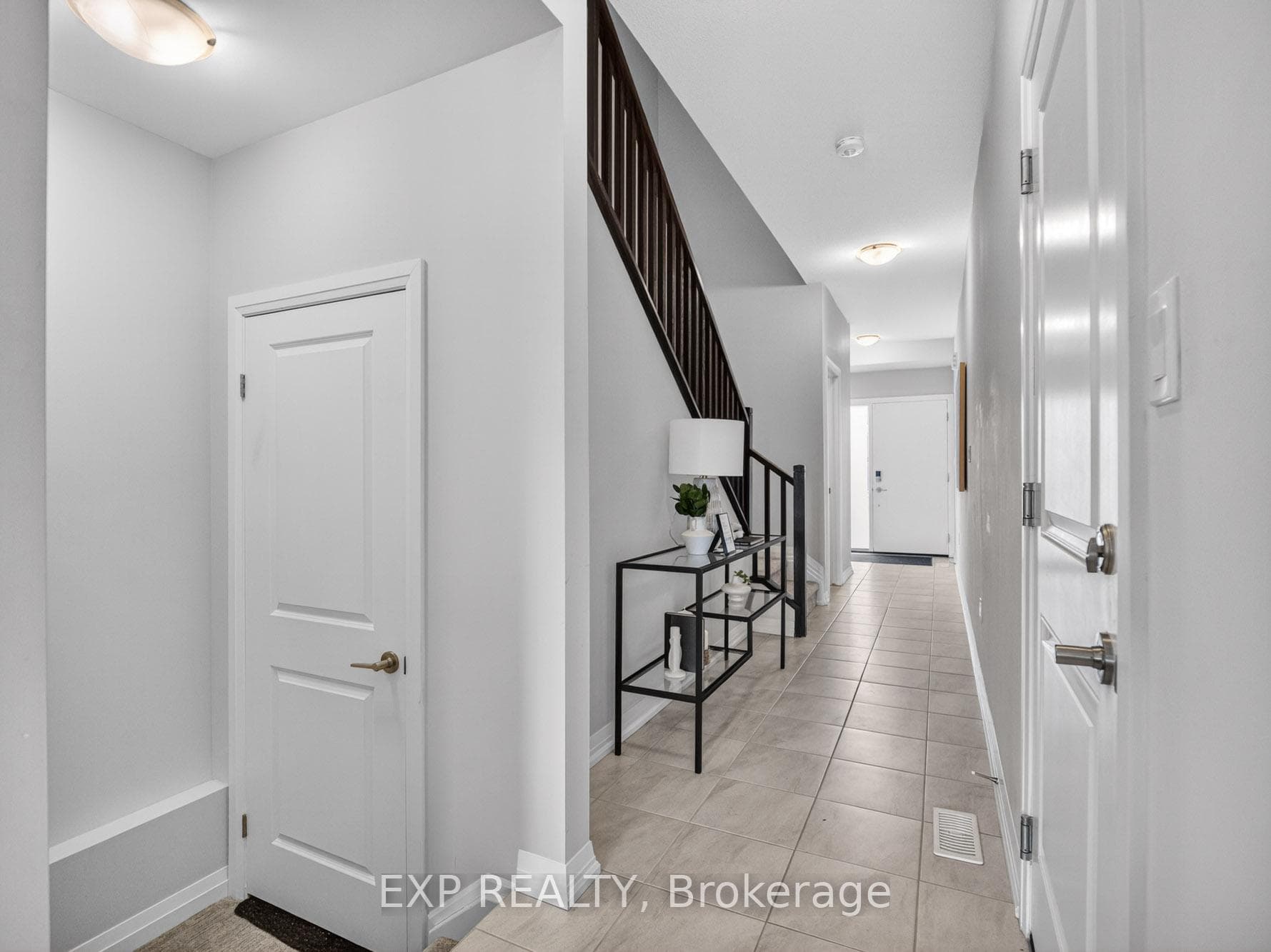 7372 MARVEL Drive photo 15