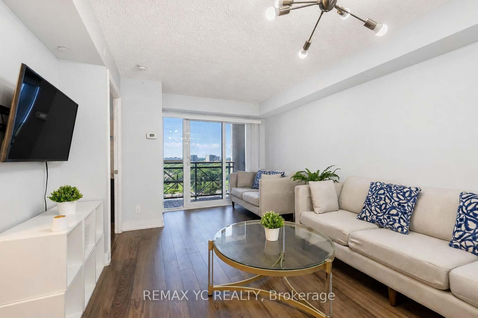 2 Eva Road Unit 1130 (Fully Furnished) photo 2