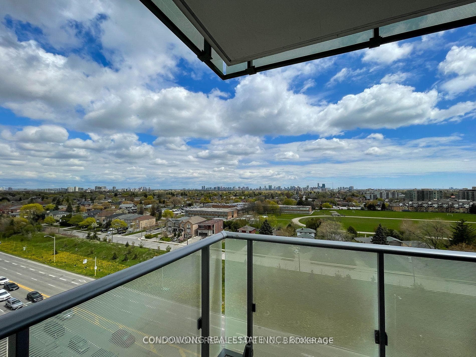 10 De Boers Drive Unit 1005 photo 19