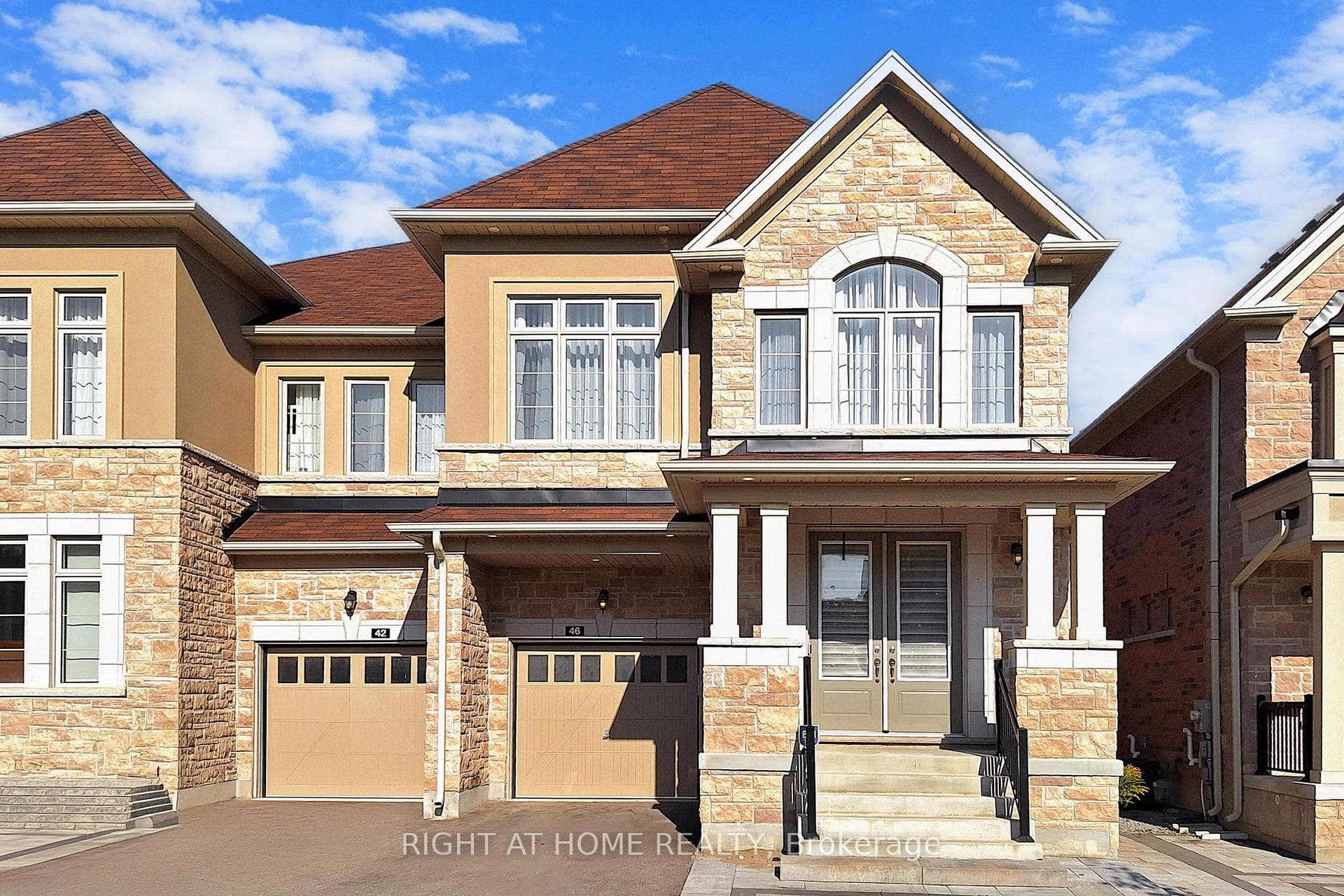 46 Prunella Crescent photo 2