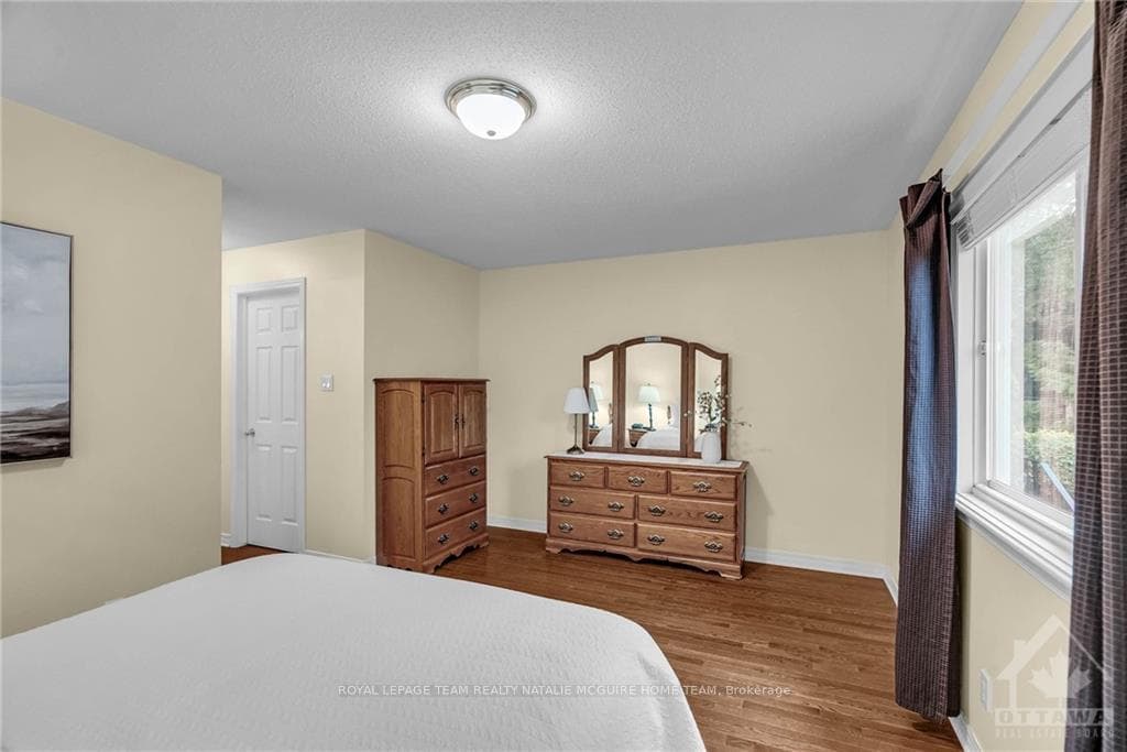 128 SPRINGCREEK Crescent photo 21