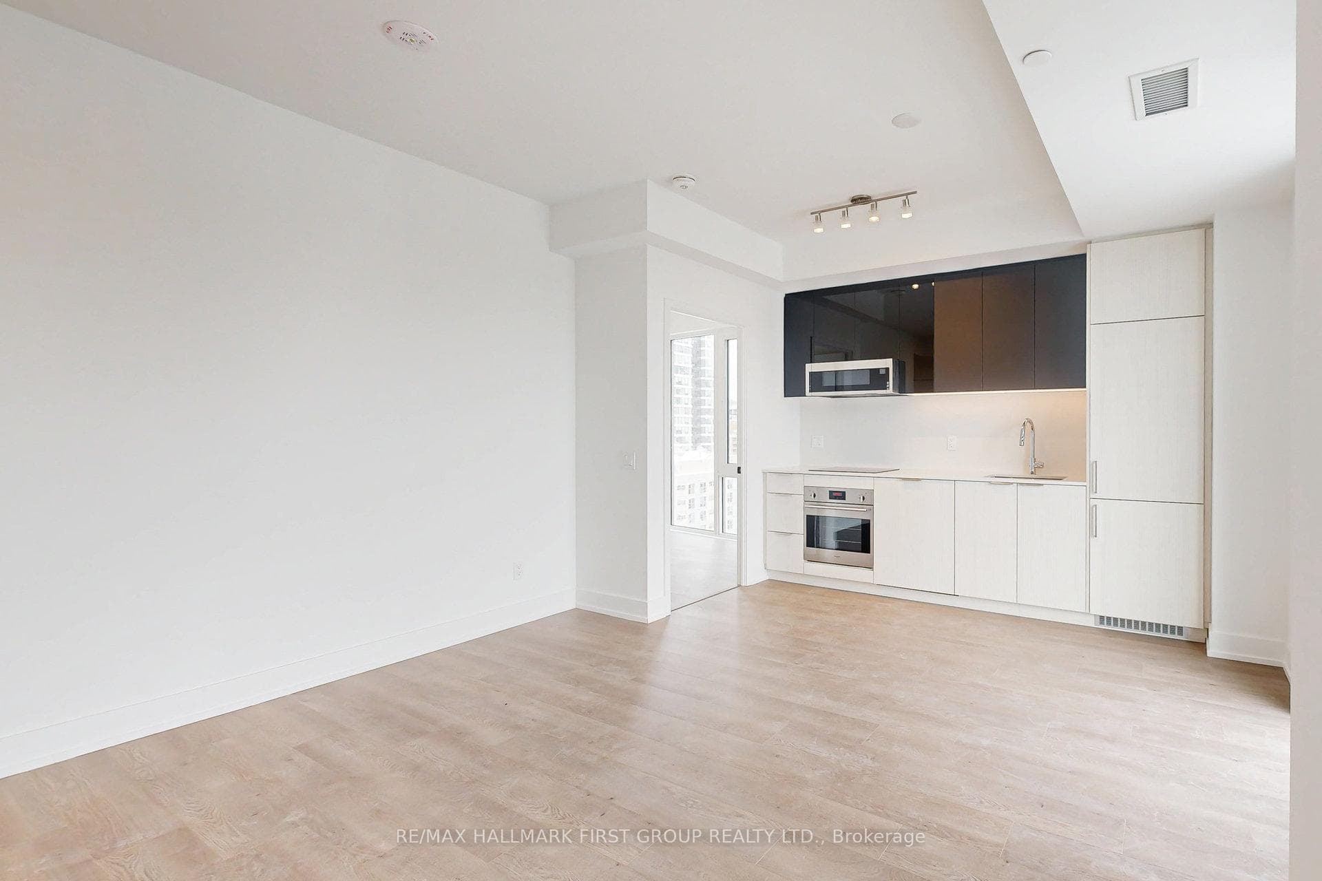 308 Jarvis Street Unit 1511 photo 19