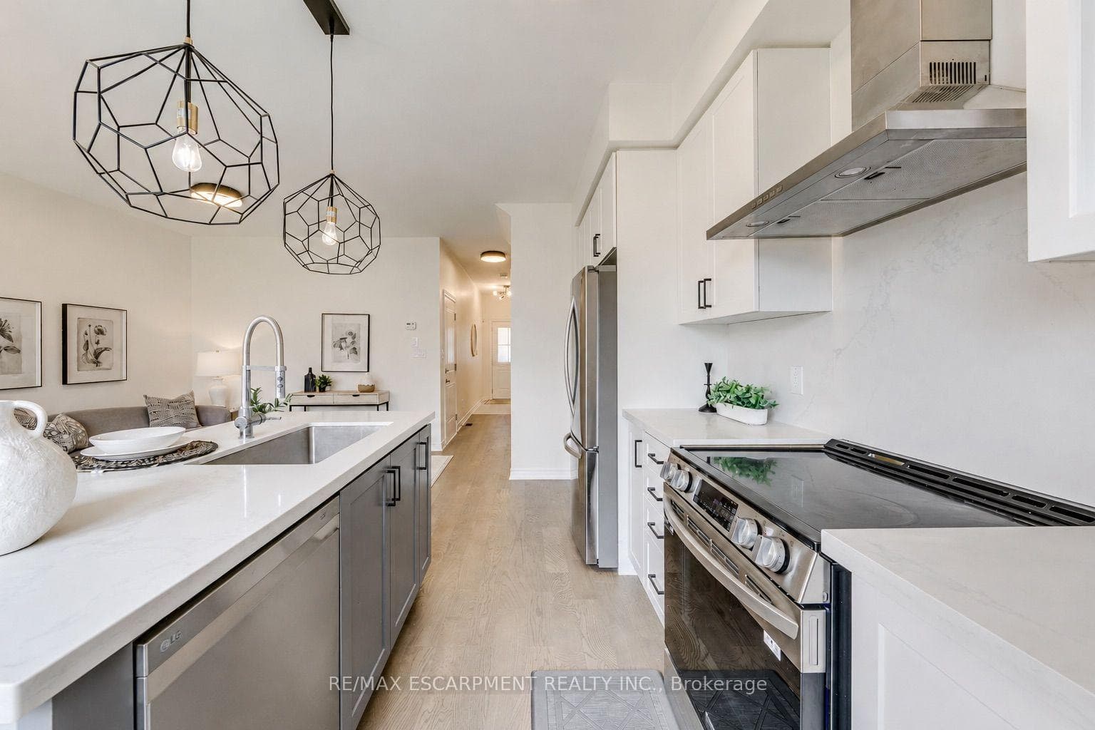 27 Mia Drive photo 19
