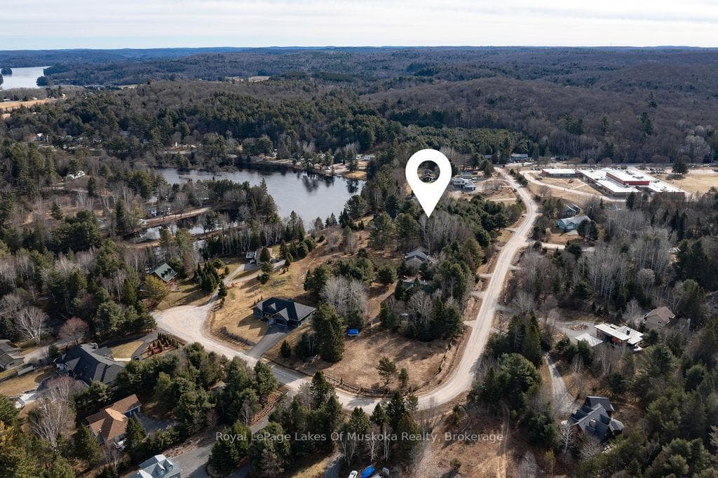 18 SHELLWOOD SHORES Avenue photo 6
