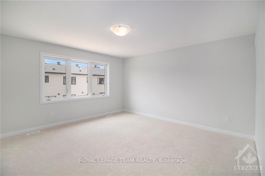 322 ELSIE MACGILL Walk photo 4