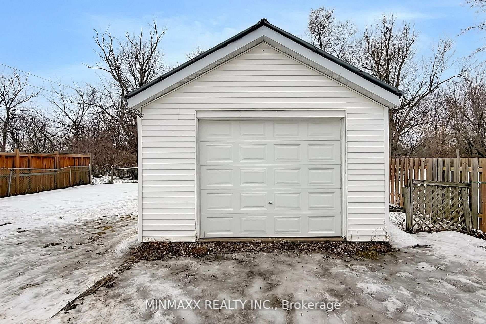 127 POPLAR Avenue photo 50