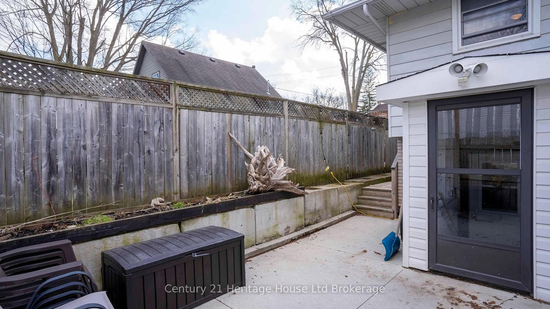 117 Wonham Street photo 22