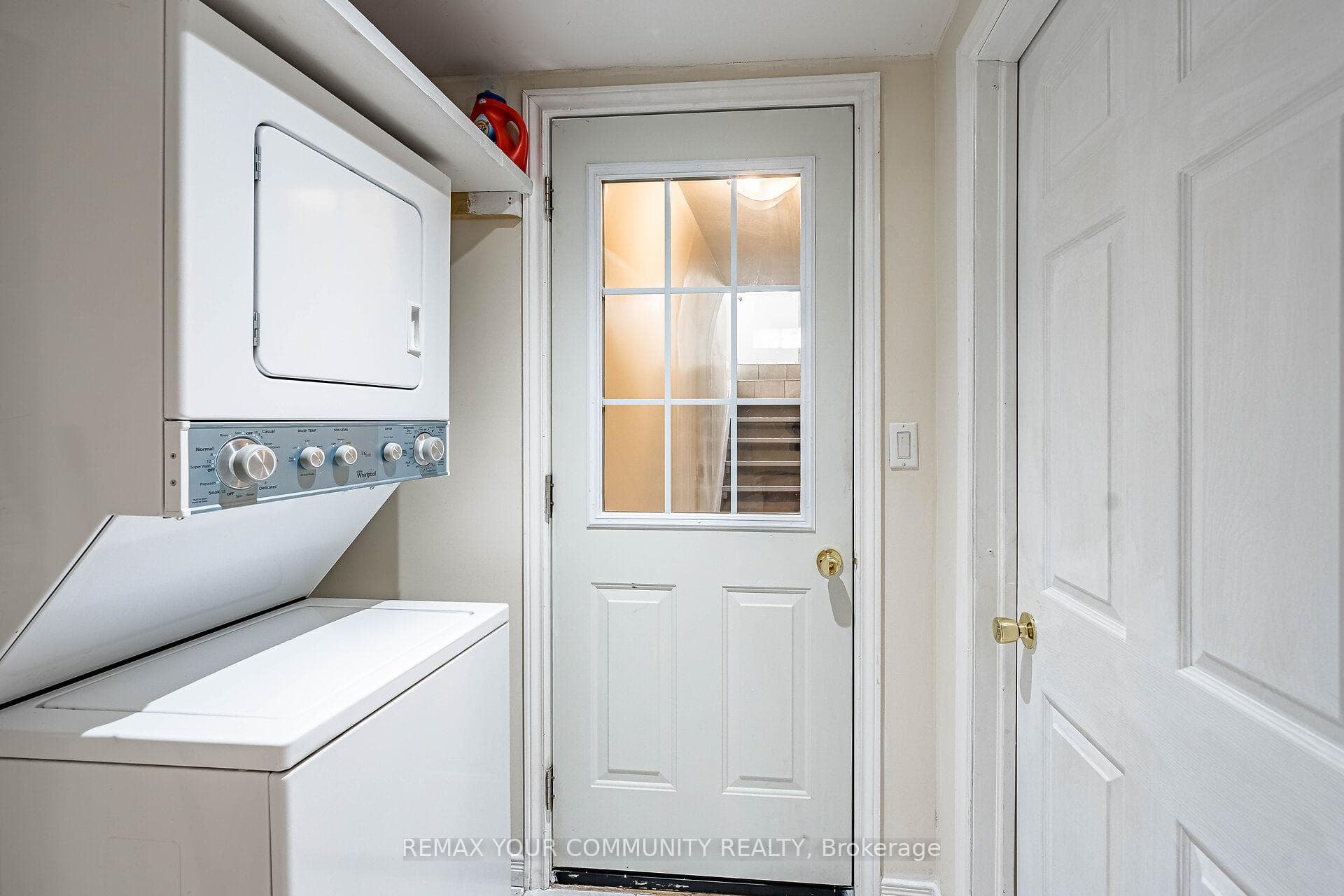 16 Valleyview Road photo 34