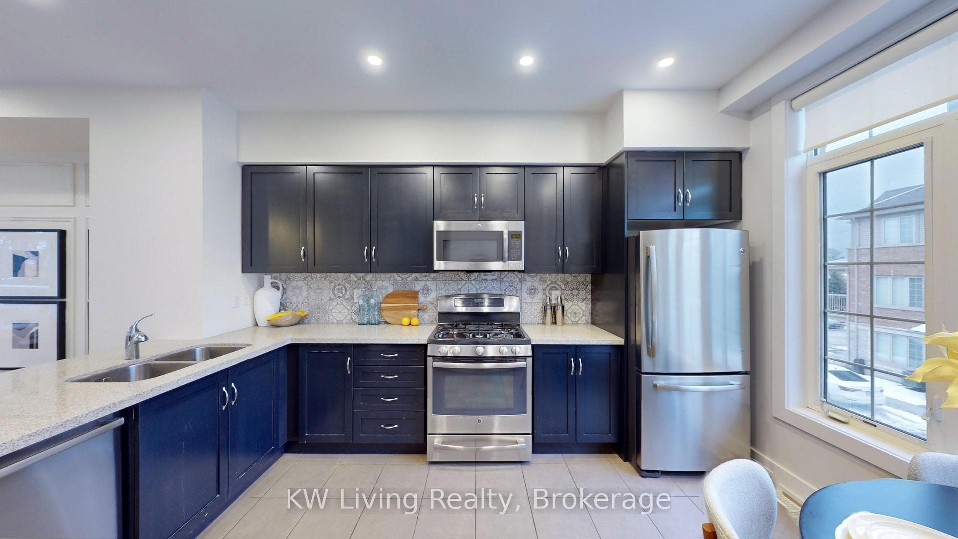 257 Parkside Drive Unit 15 photo 17