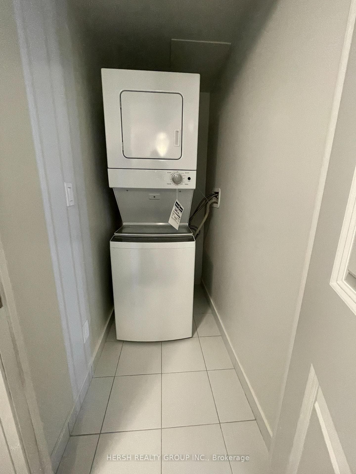 20 Meadowglen Place Unit 2201 photo 11