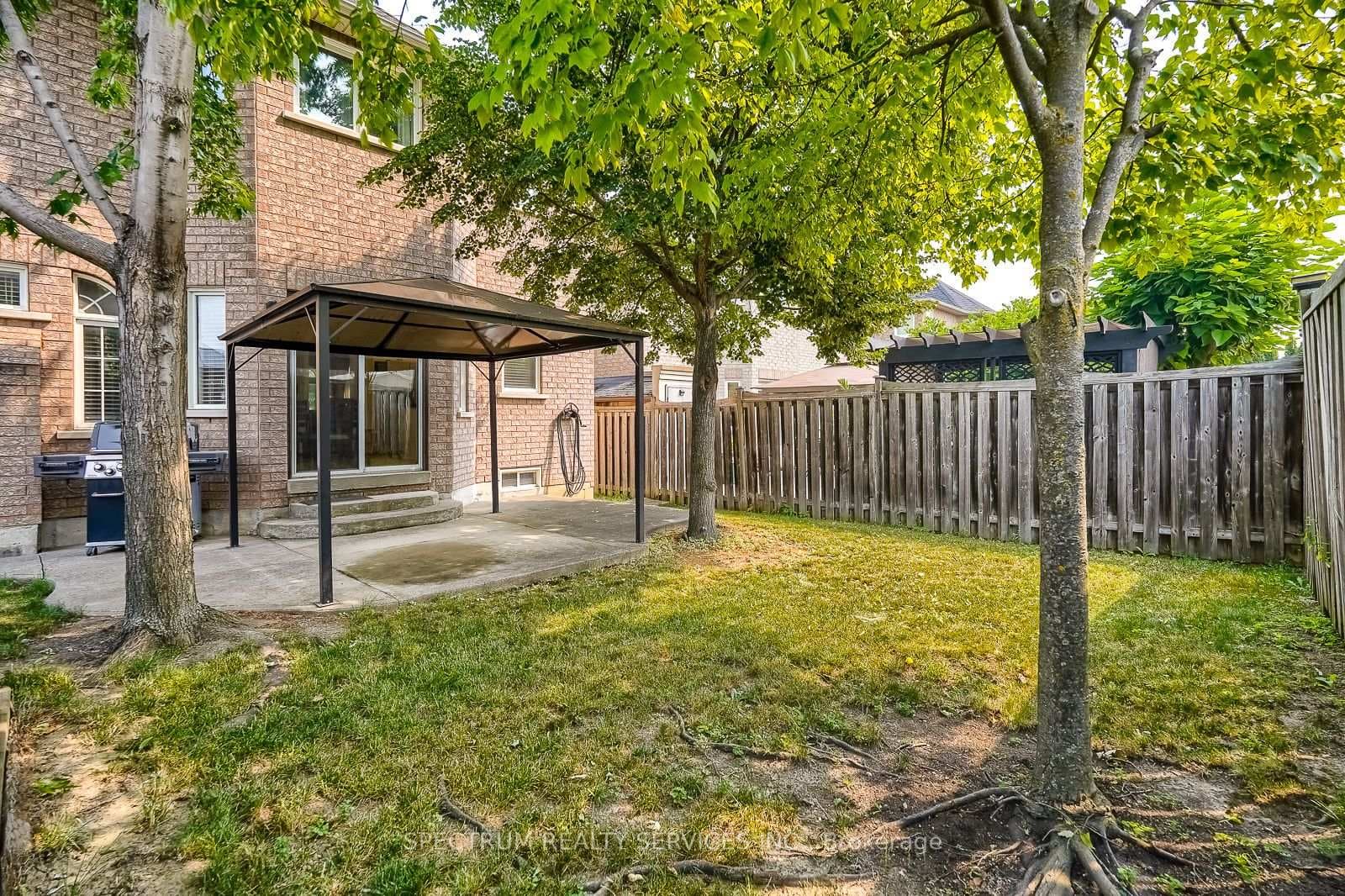 51 Monterey Road photo 47