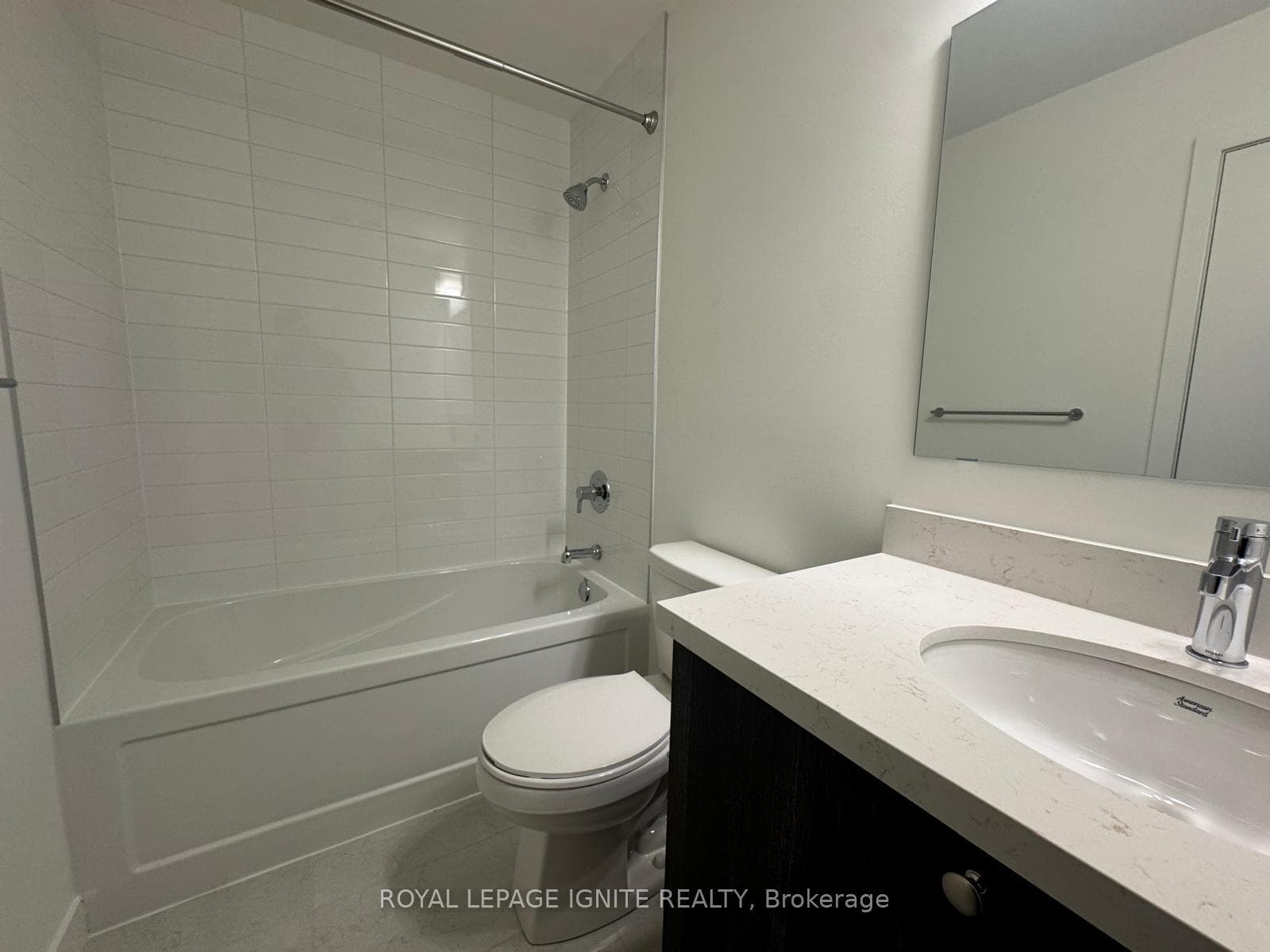 51 Clarington Boulevard Unit 818 photo 20