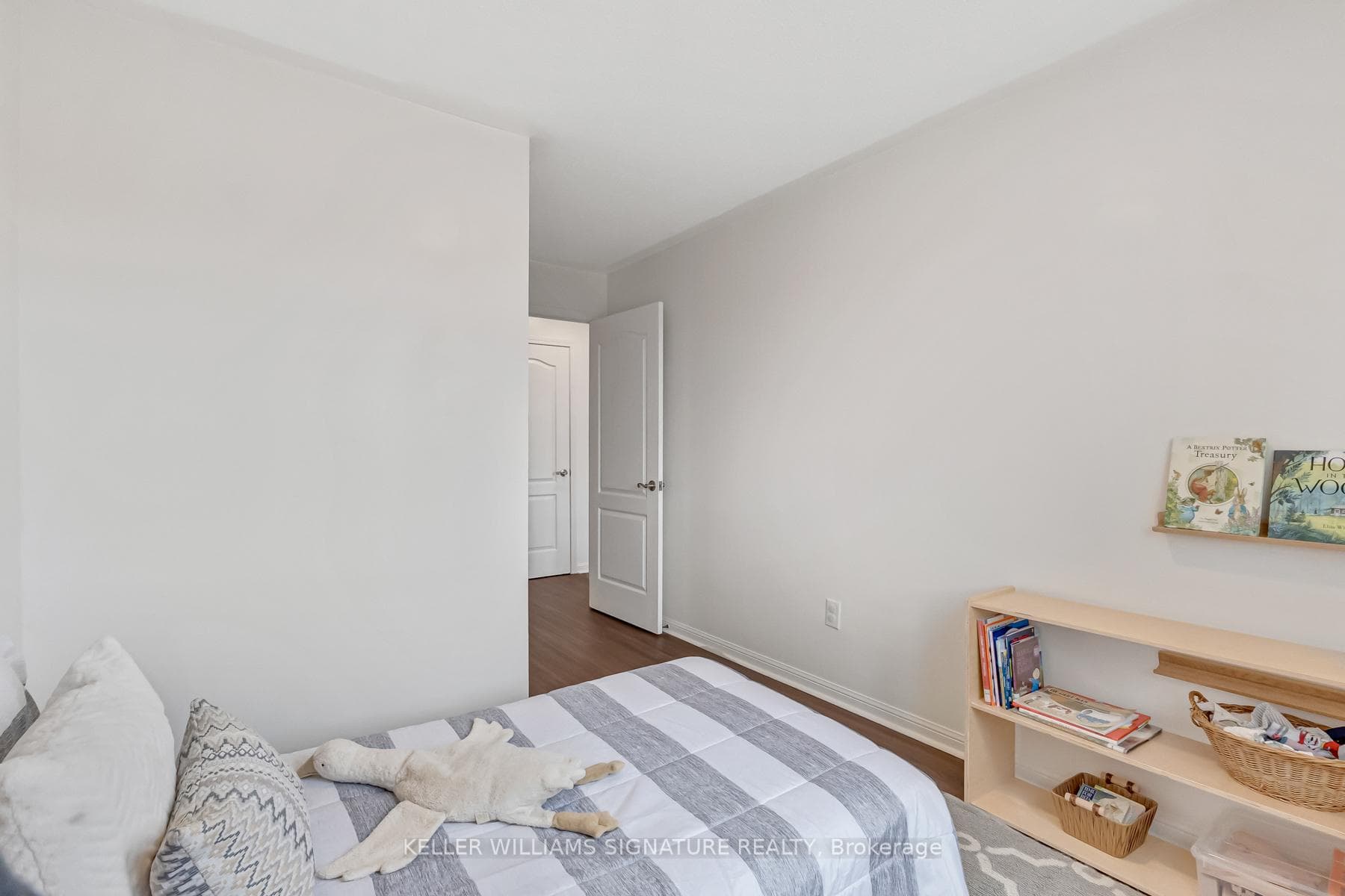 4620 Guildwood Way Unit 33 photo 28