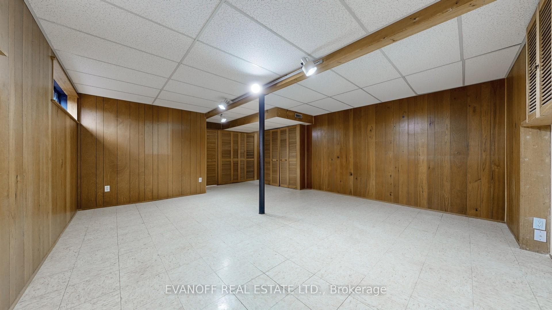 16 Lyncroft Drive photo 27