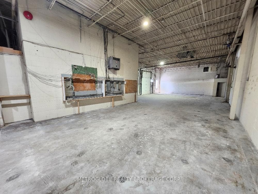 100 Melford Drive Unit 1 photo 6