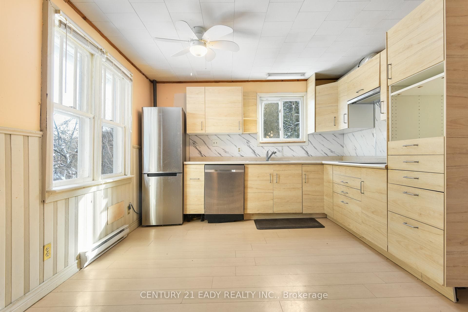 949 Whelan Road photo 14