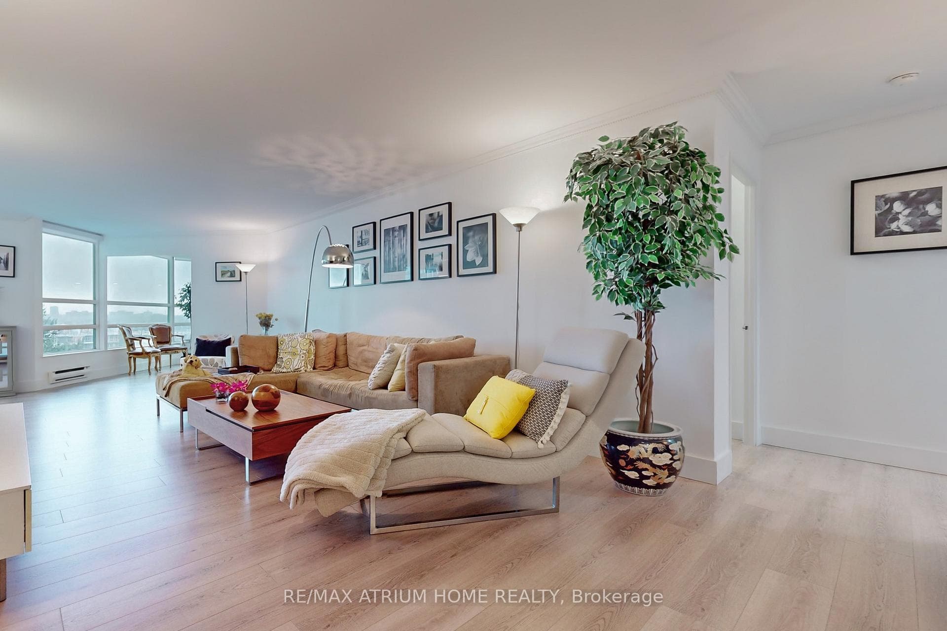 7905 Bayview Avenue Unit 619 photo 1