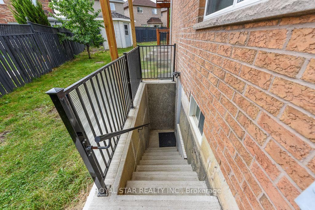 118 Tiller Trail photo 32