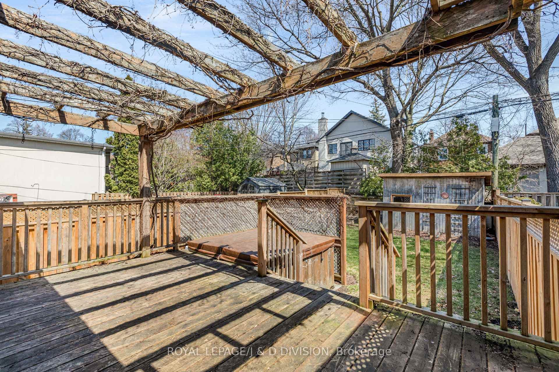 53 Heddington Avenue photo 24