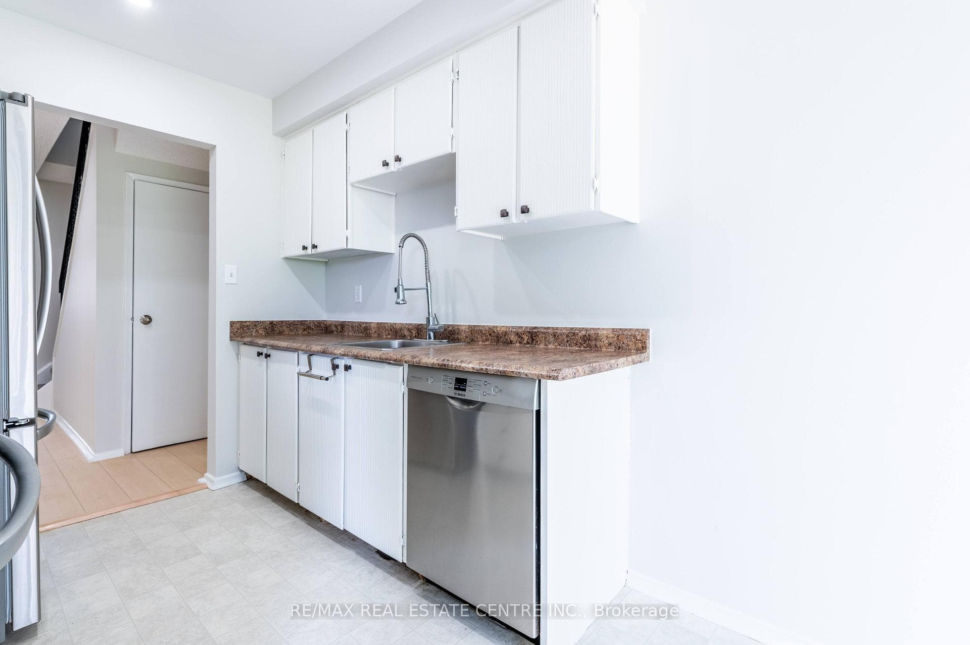 1330 Trowbridge Drive Unit 16 photo 14