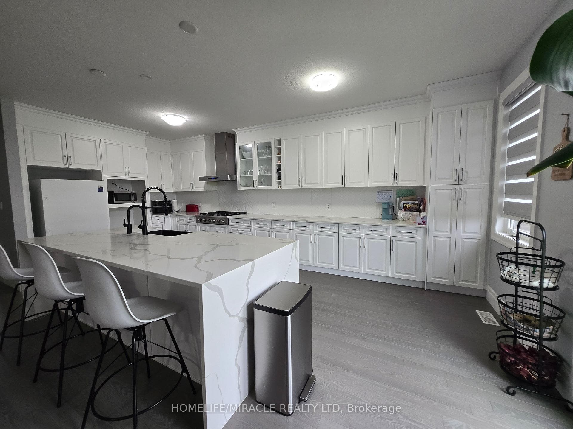 172 Freure Drive photo 12