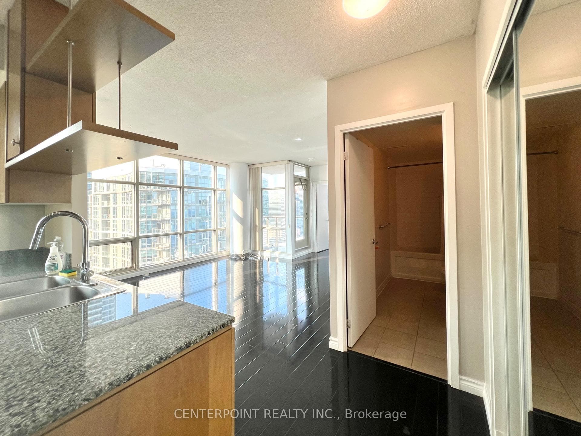 35 Mariner Terrace Unit 4306 photo 6