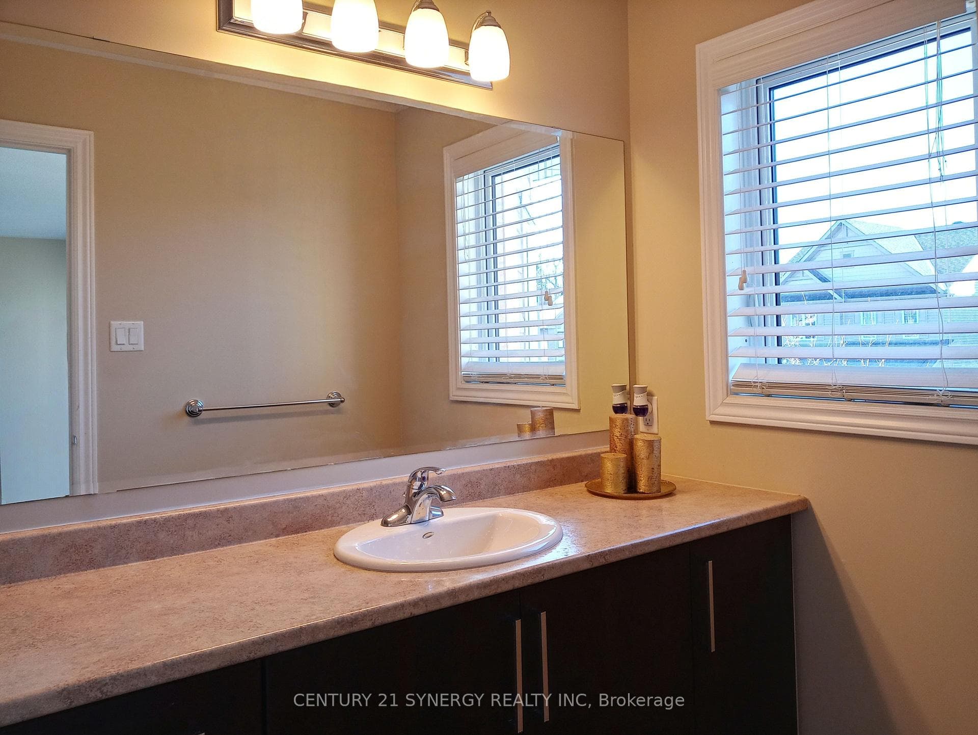 Ensuite 4pc Bathroom