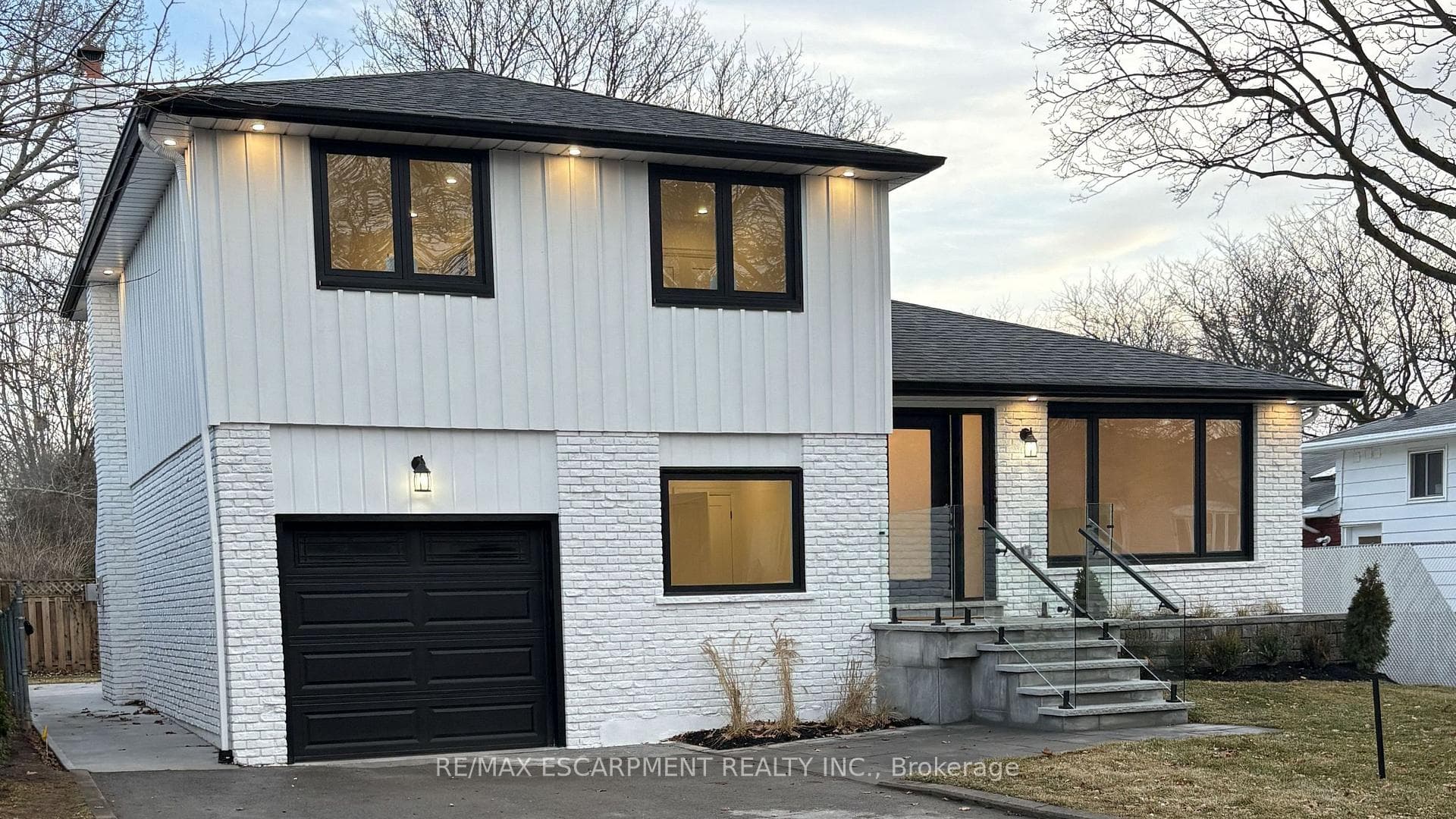 2276 Wyandotte Drive photo 5